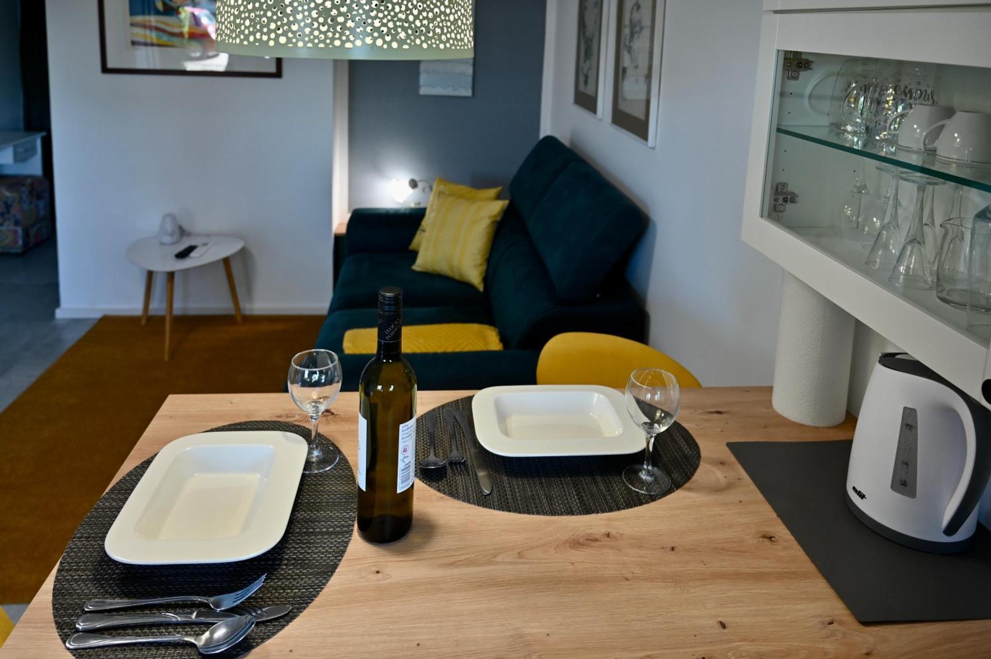 קארלובץ Studio Apartman Una -Self Check In,Free Parking מראה חיצוני תמונה