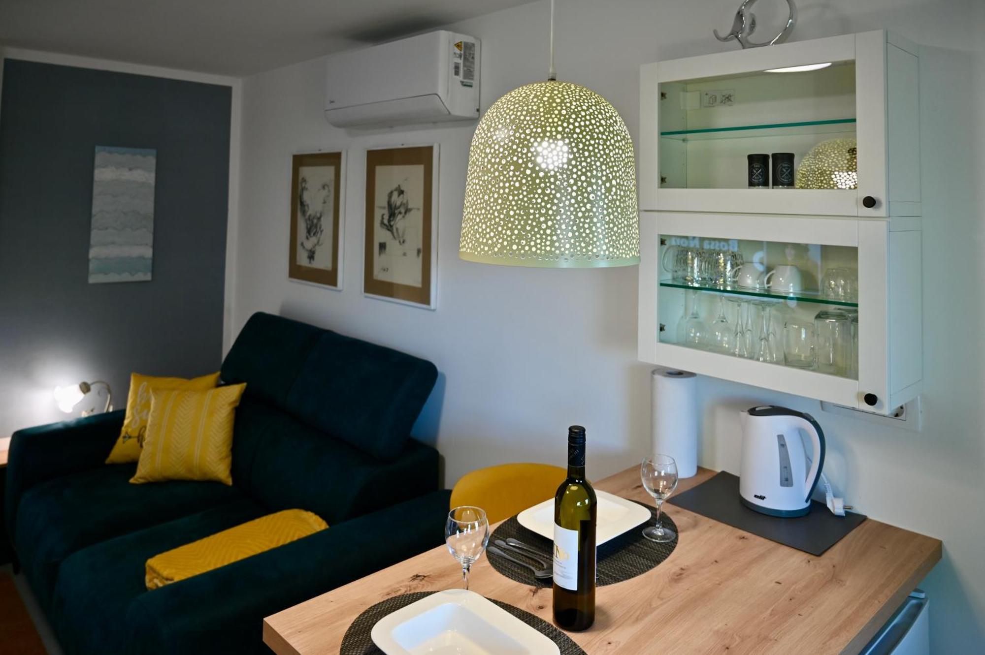 קארלובץ Studio Apartman Una -Self Check In,Free Parking מראה חיצוני תמונה
